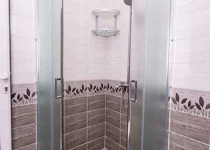 калинови * סנדנסקי