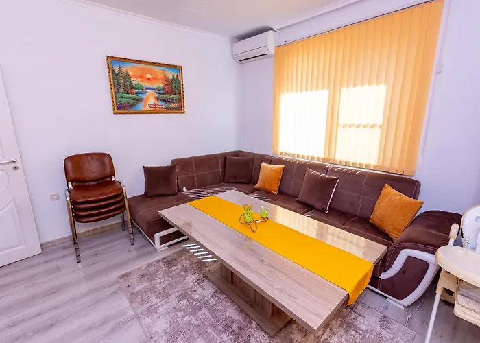 калинови Apartament *